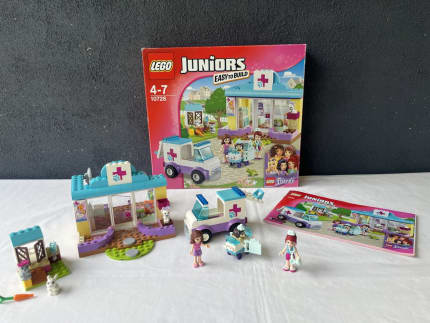 Lego juniors cheap mia's vet clinic