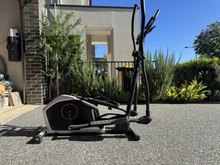 Elliptical best sale trainer rebel