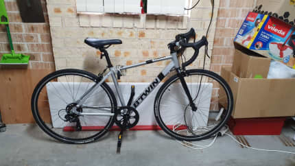 B twin Triban 100 Road Bike Men s Bicycles Gumtree Australia