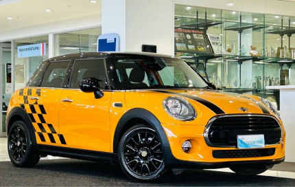 2016 Mini Hatch F55 Cooper Orange 6 Speed Manual Hatchback Hoppers Crossing Wyndham Area Preview