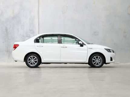 2013 Toyota Corolla NKE165 Axio Hybrid White Continuous Variable Sedan Southport Gold Coast City Preview