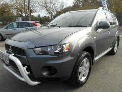 2010 Mitsubishi Outlander ZH MY11 LS (FWD) Grey 5 Speed Manual Wagon Woodville Charles Sturt Area Preview