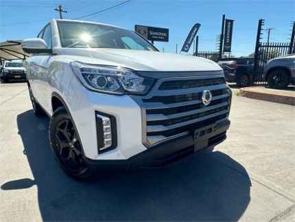 2023 Ssangyong Musso Q261 MY24 Ultimate Lux Pearl White 6 Speed Automatic Crew Cab Pickup Rutherford Maitland Area Preview