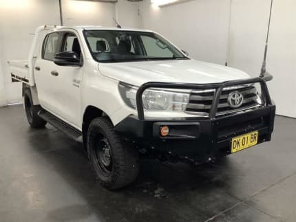 2018 Toyota Hilux GUN126R MY19 SR (4x4) White 6 Speed Automatic Double Cab Chassis Cardiff Lake Macquarie Area Preview