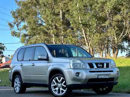 2010 Nissan X-trail Ti (4x4) T31 MY10 6 Speed Manual Wagon Low Kms Log Books   Liverpool Liverpool Area Preview