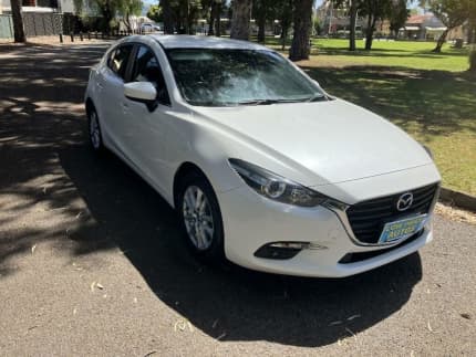 2017 Mazda 3 BN MY17 Maxx Pearl White 6 Speed Automatic Hatchback Prospect Prospect Area Preview