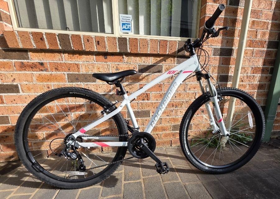 St 100 Womens Rockrider Bike Bicycle ROCKRIDER ST 100 Like- New