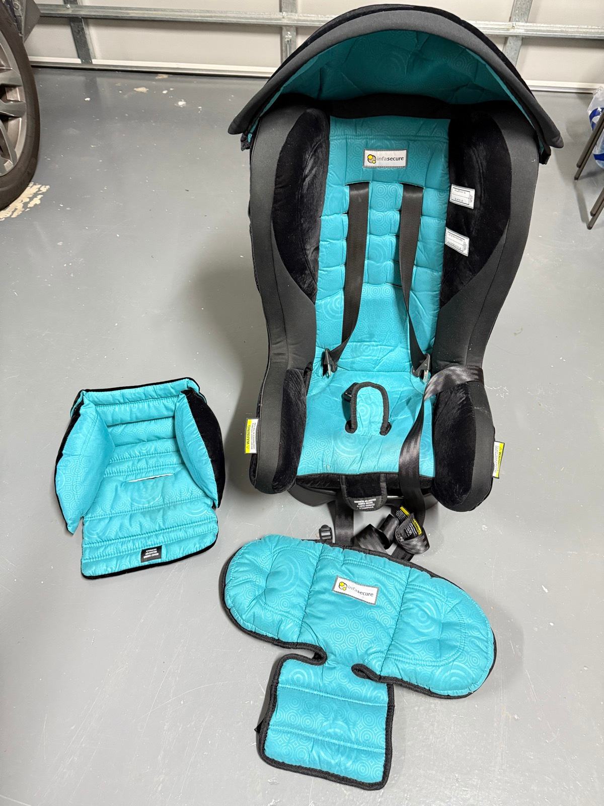 Baby car seat Baby Carriers in Taylor ACT Gumtree Australia