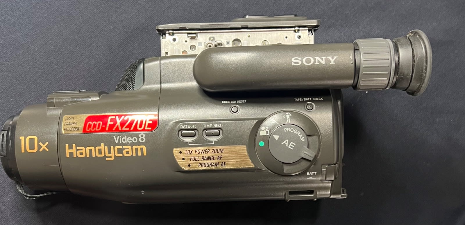 Sony CCD FX270E Video Handycam with AC Power For