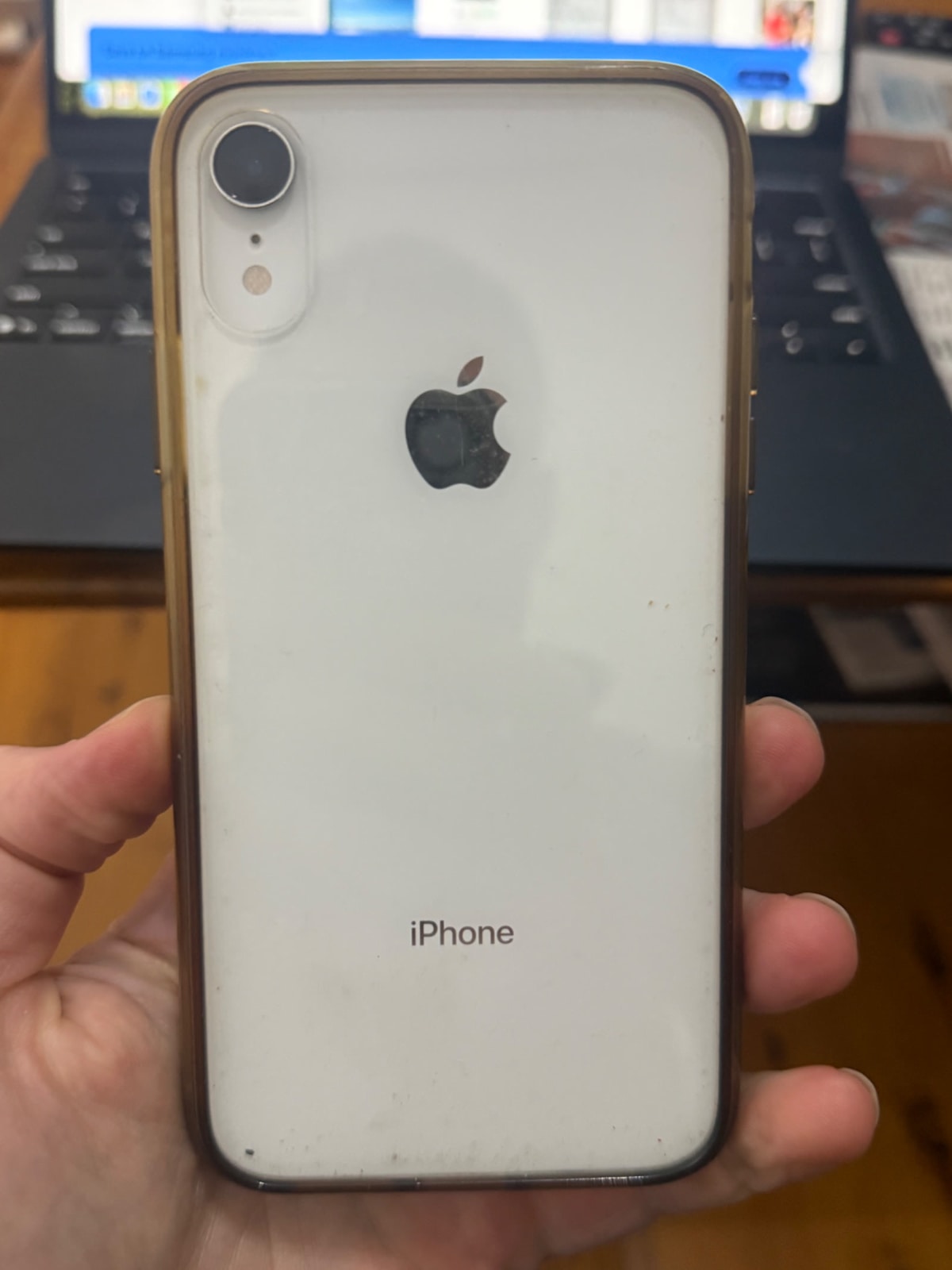 iPhone XR White 64 GB au 美品】iPhoneXR 64GB au ホワイト