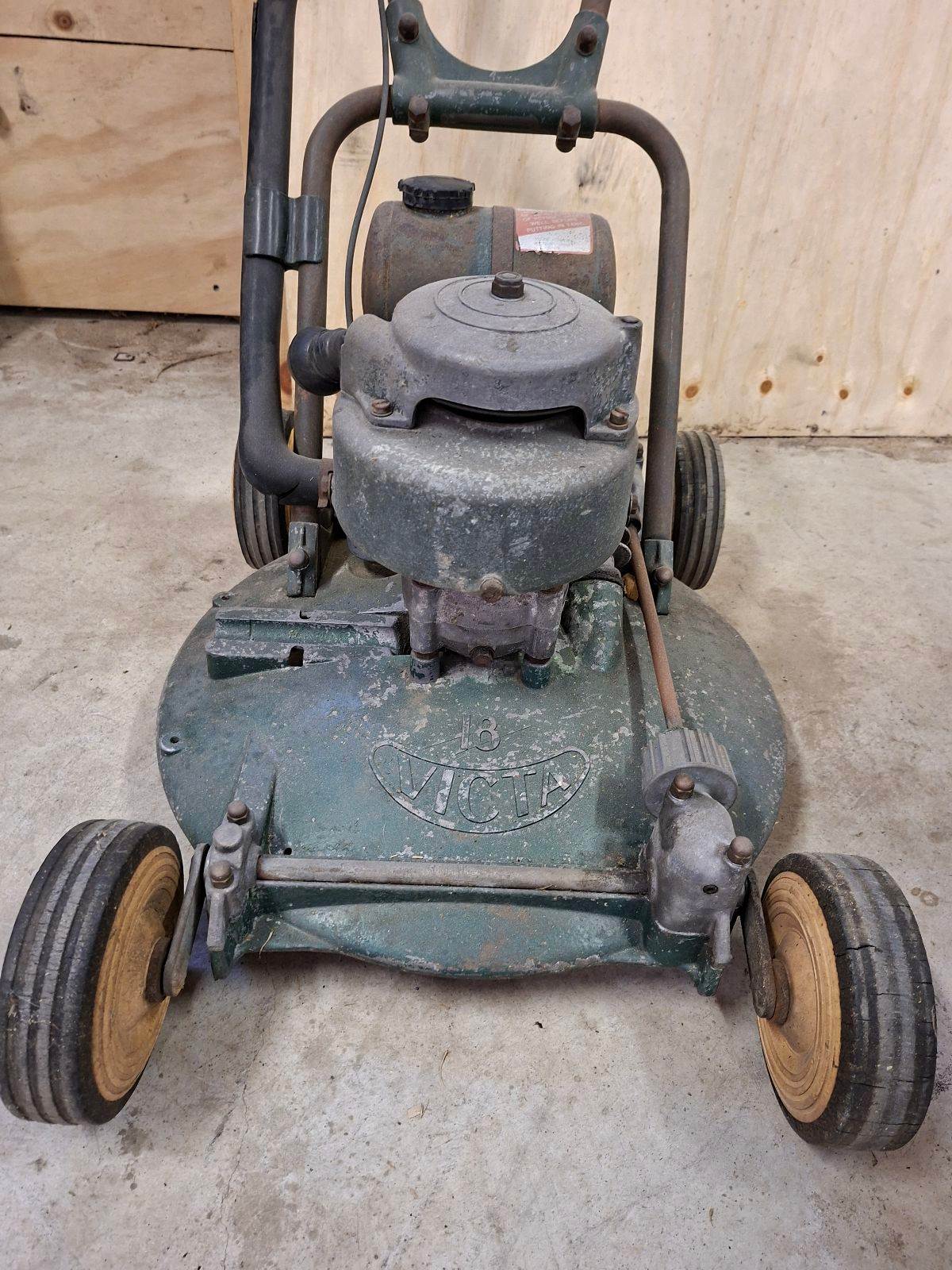 Victa Antique Lawn Mowers For Sale VICTA 18 Vintage Mower Antique