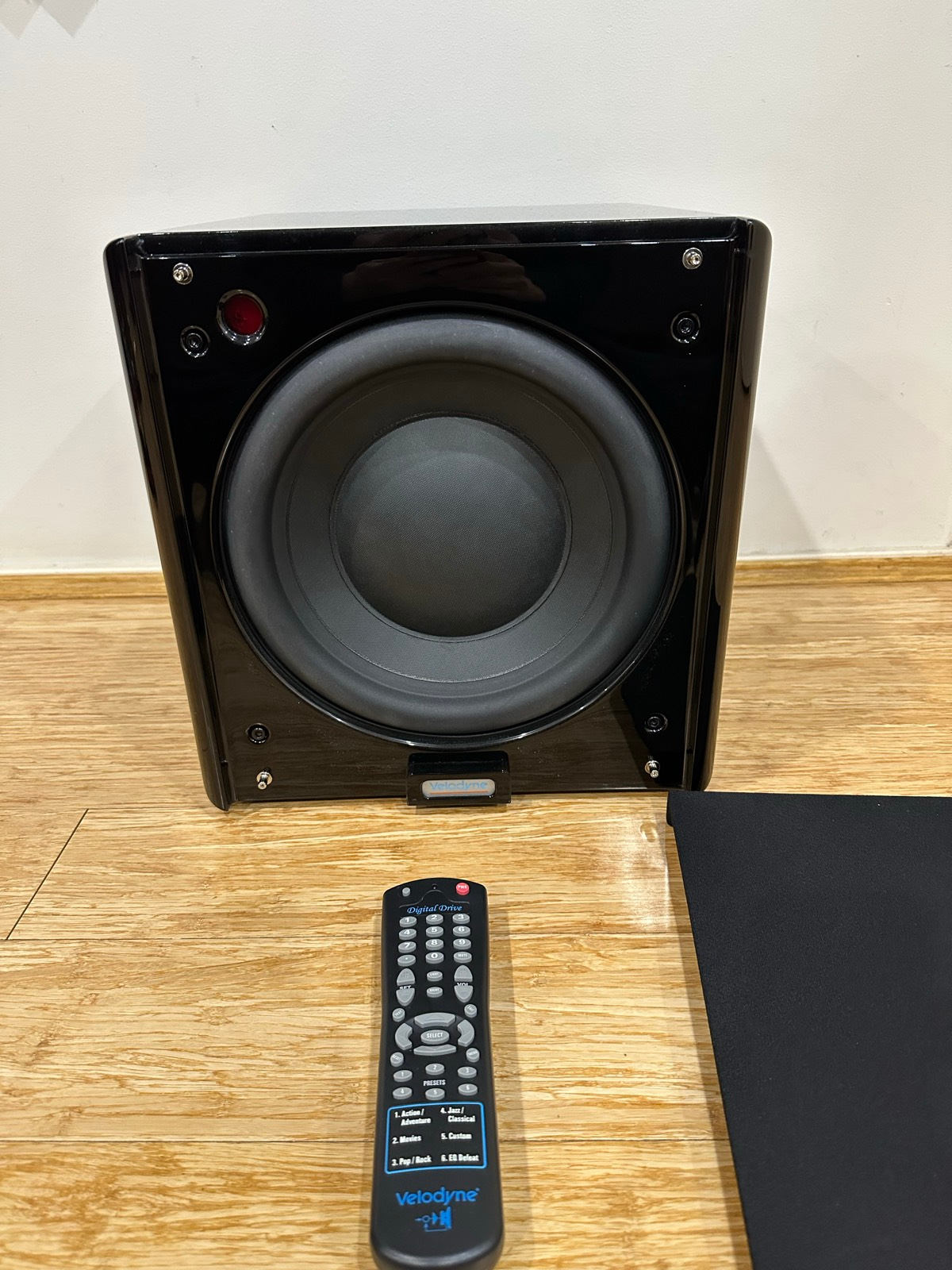 Lutron Sonos One Volume Control Lutron PJ2-3BRL-GBL-A02 Pico Smart