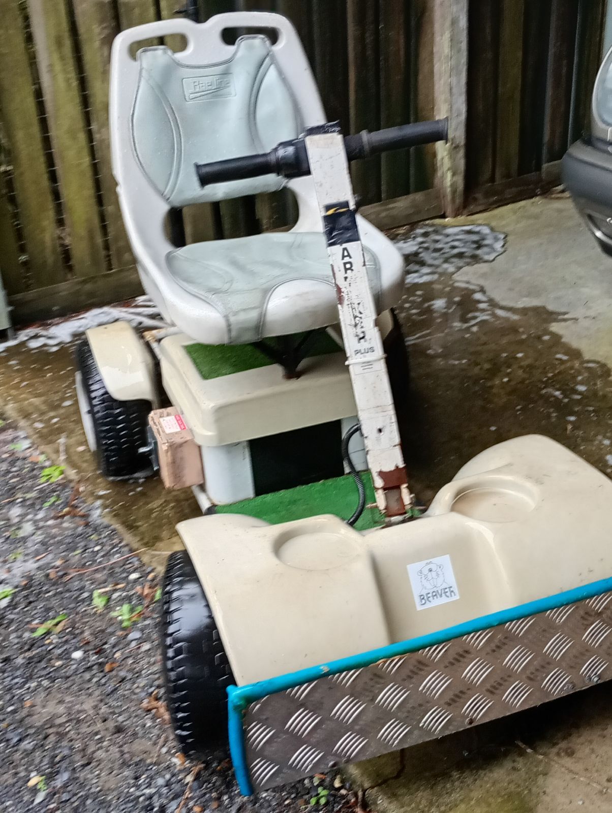 parmaker ride on golf buggy