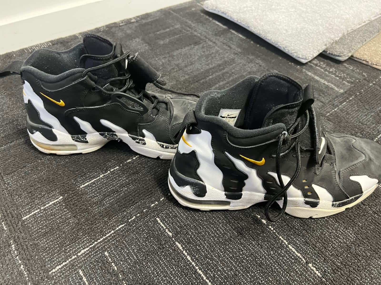 NIKE AIR MAX 96 DT SANDERS DIAMOND TURF BLACK/WHITE US