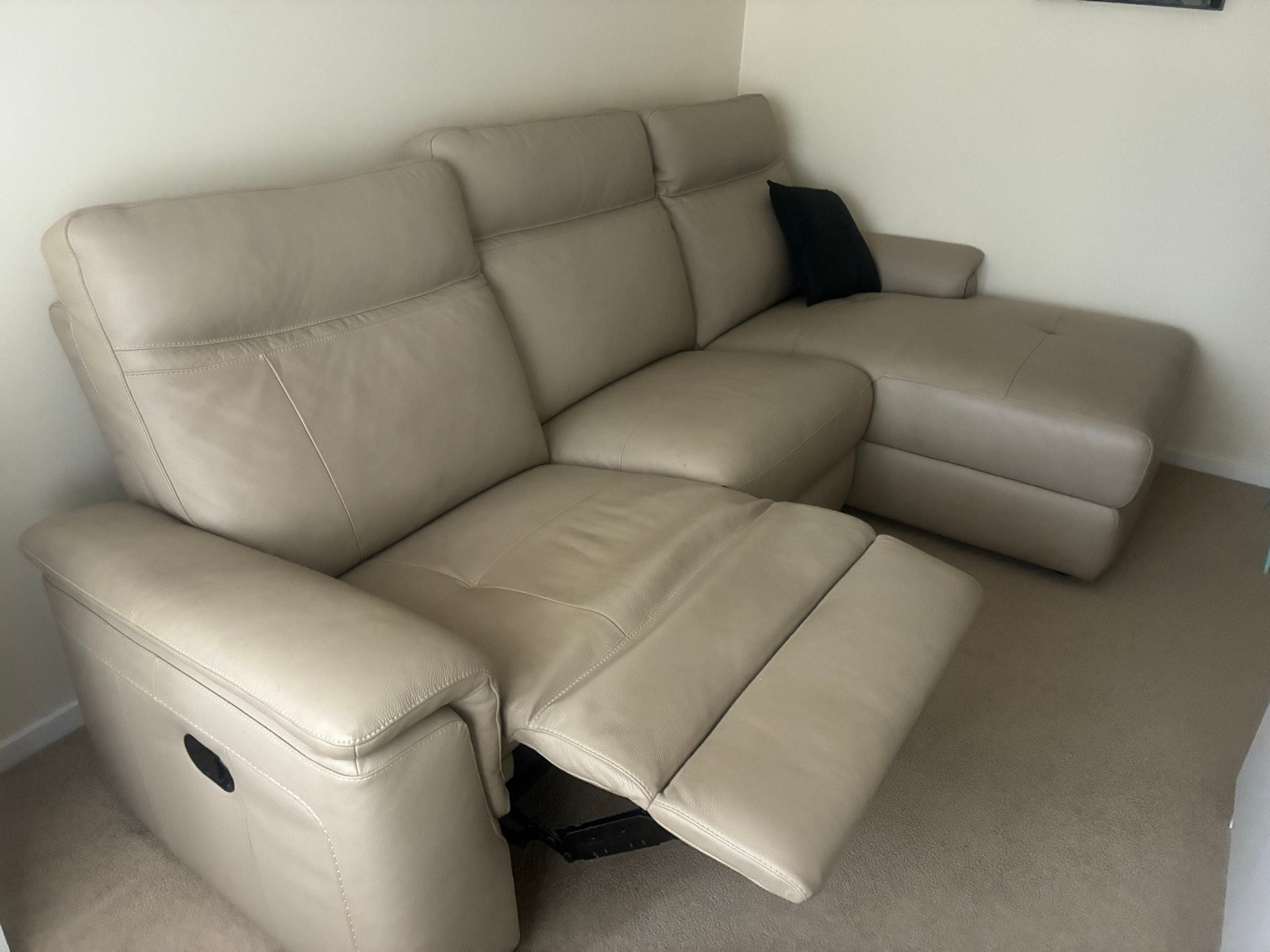 Tuscan Rochester Grey Leather Corner Sofa Olivia Large Sofa