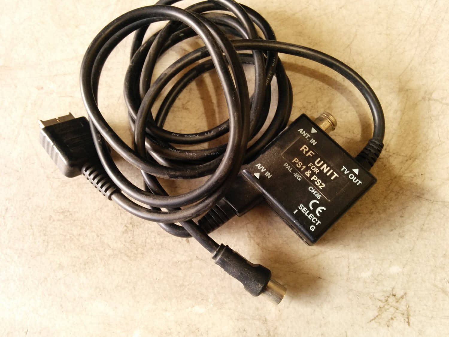RF Adapter Modulator to connect Sony Playstation PS1 PS2 PS3 to