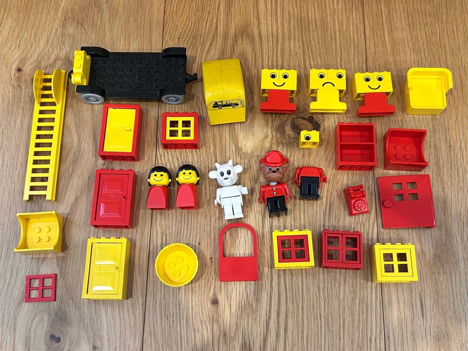 Lego FABULAND Vintage Lego fabuland figures and parts Lot
