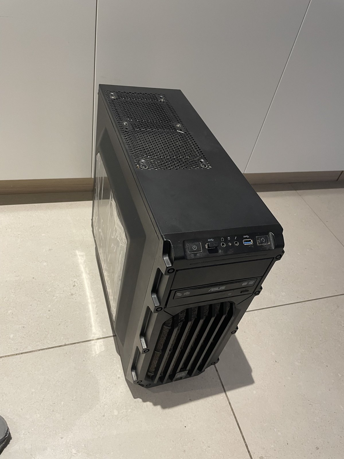 Gaming PC 1070 GTX 8GB VRAM, Intel i7 CPU, 48GB RAM,