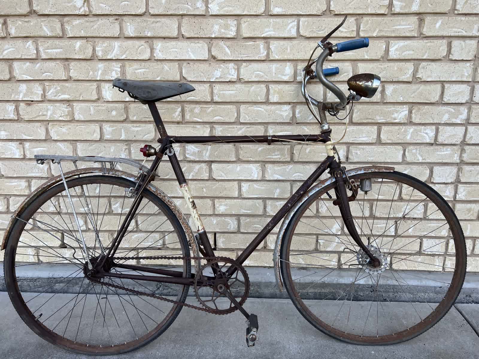 Early 1950's Royal Durban Road Bike Velo Men's Bicycles in