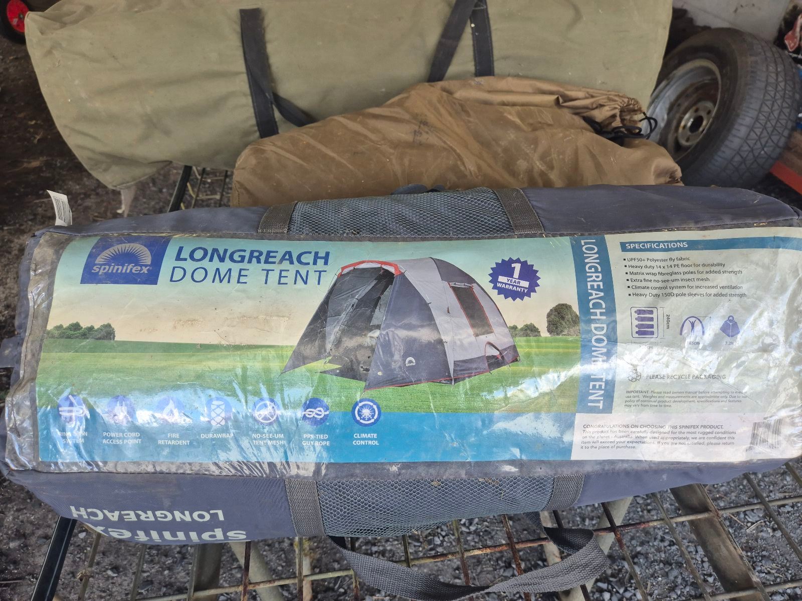 Longreach DOME TENT Camping Hiking in Mudgeeraba QLD