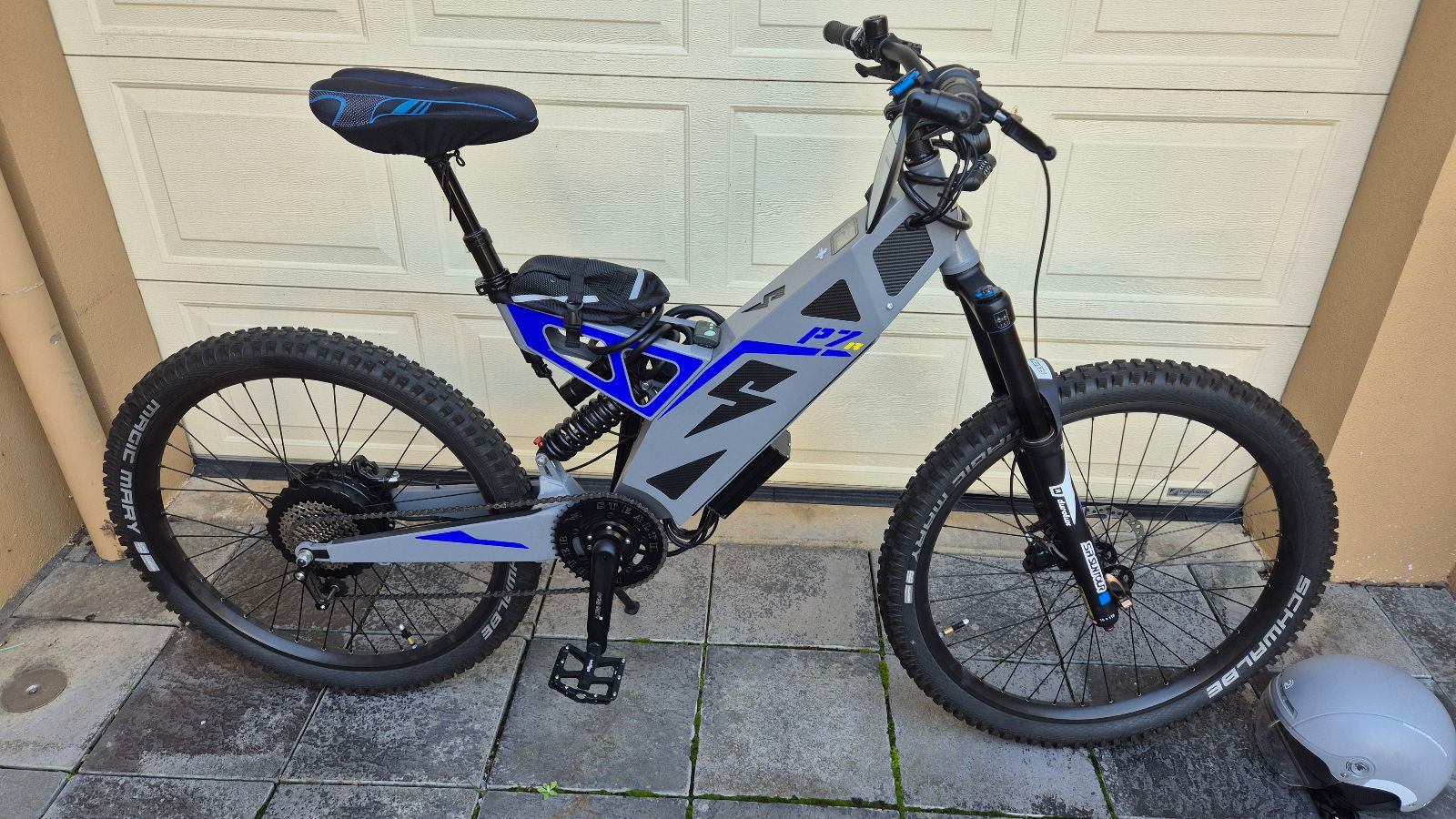 mountain bike stealth ebike frame