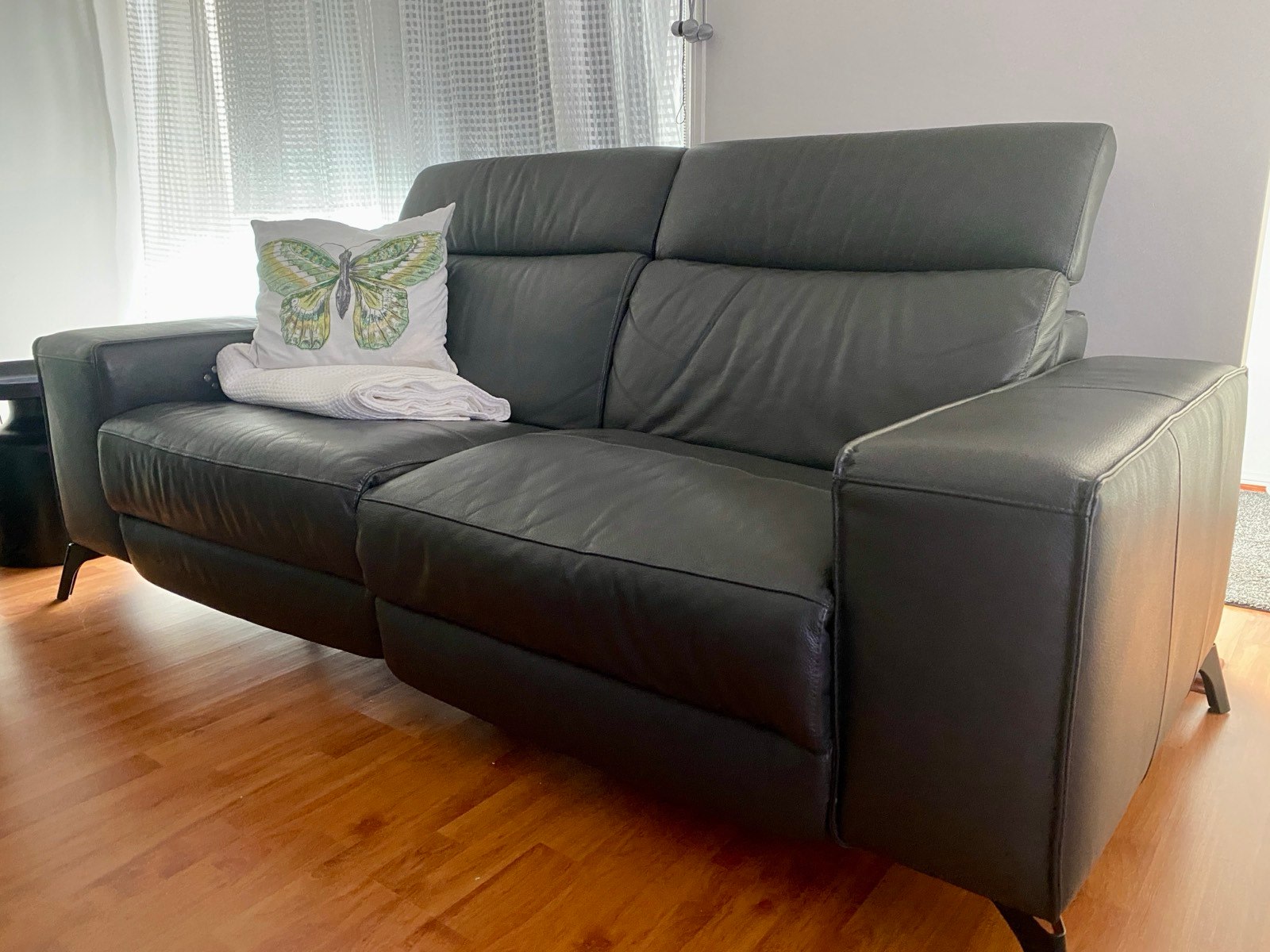 Nick Scali Seater Electric Recliner Taro Seat Dual Electric Recliner