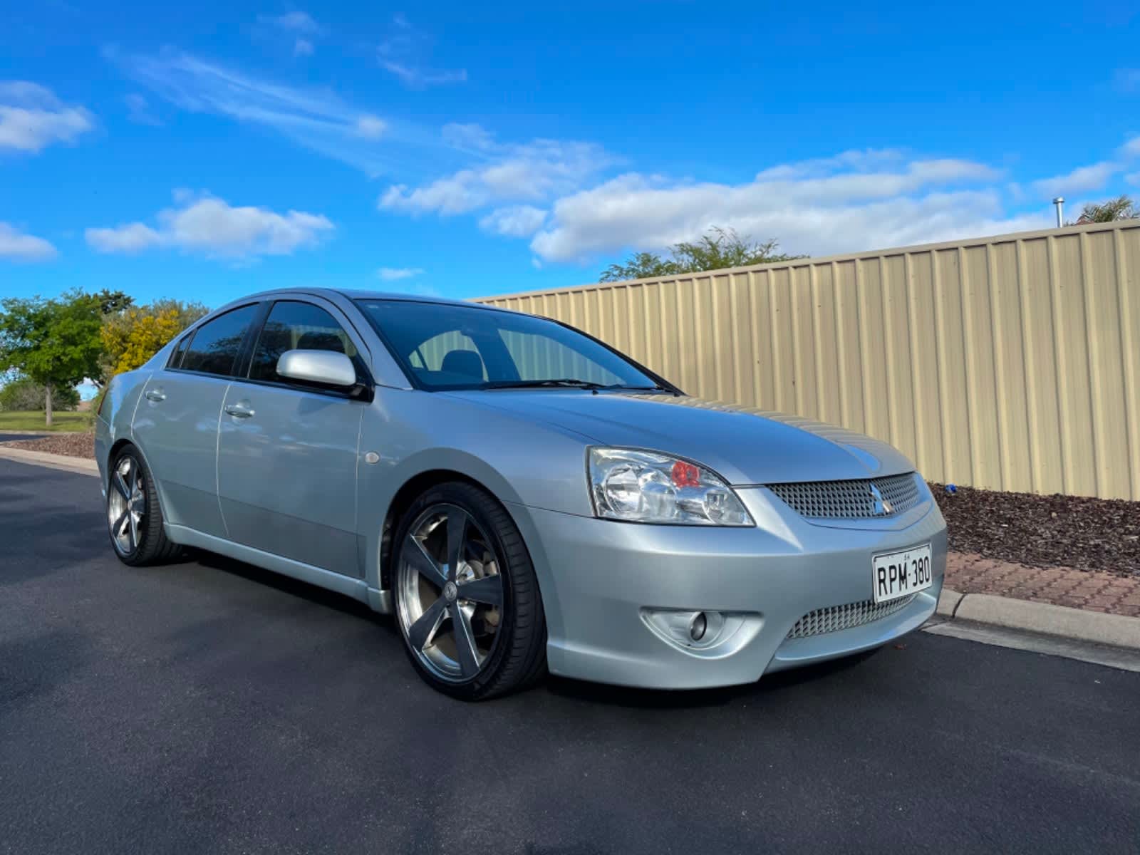 Mitsubishi 380 Platinum Edition Cars, Vans Utes Gumtree