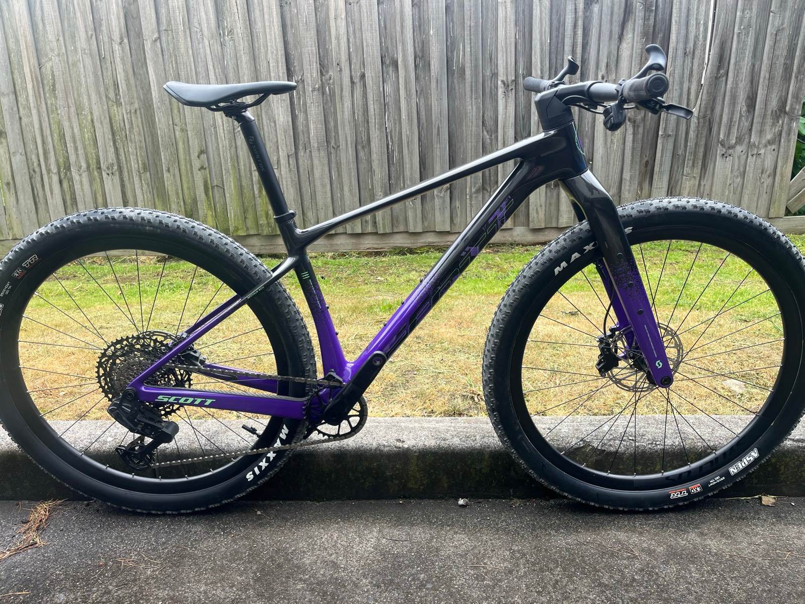 Scott Scale Gravel 10 medium mountain bike gravel bike carbon sram