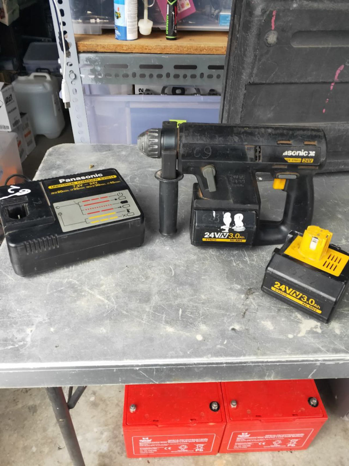 Rotary Hammer Drill Panasonic Cordless EY6432 and Batteries