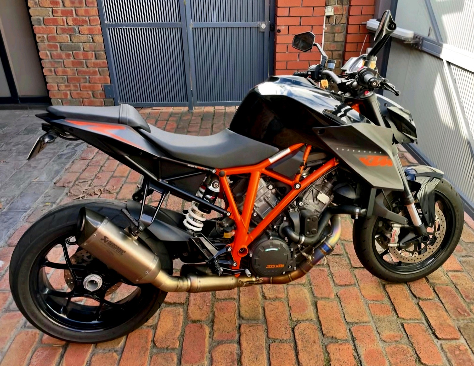 KTM 1290 Super Duke 2014 Full Titanium Akrapovic Exhaust - Main Image