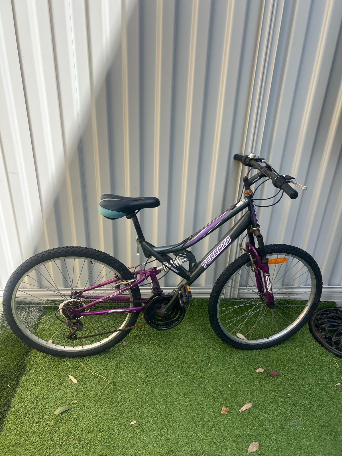 Bicycles Gumtree 26 Inch Bike Bicycle TERRAIN Mountain Bike 26 - Main Image