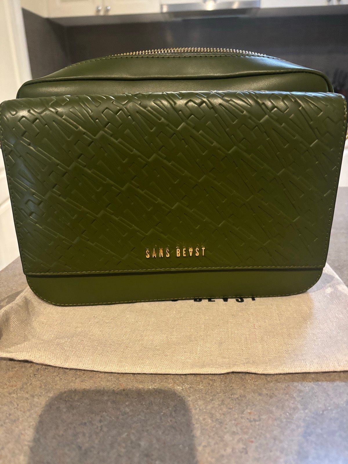 Sans Beast vegan bag Bags in Mulgrave VIC Gumtree Australia