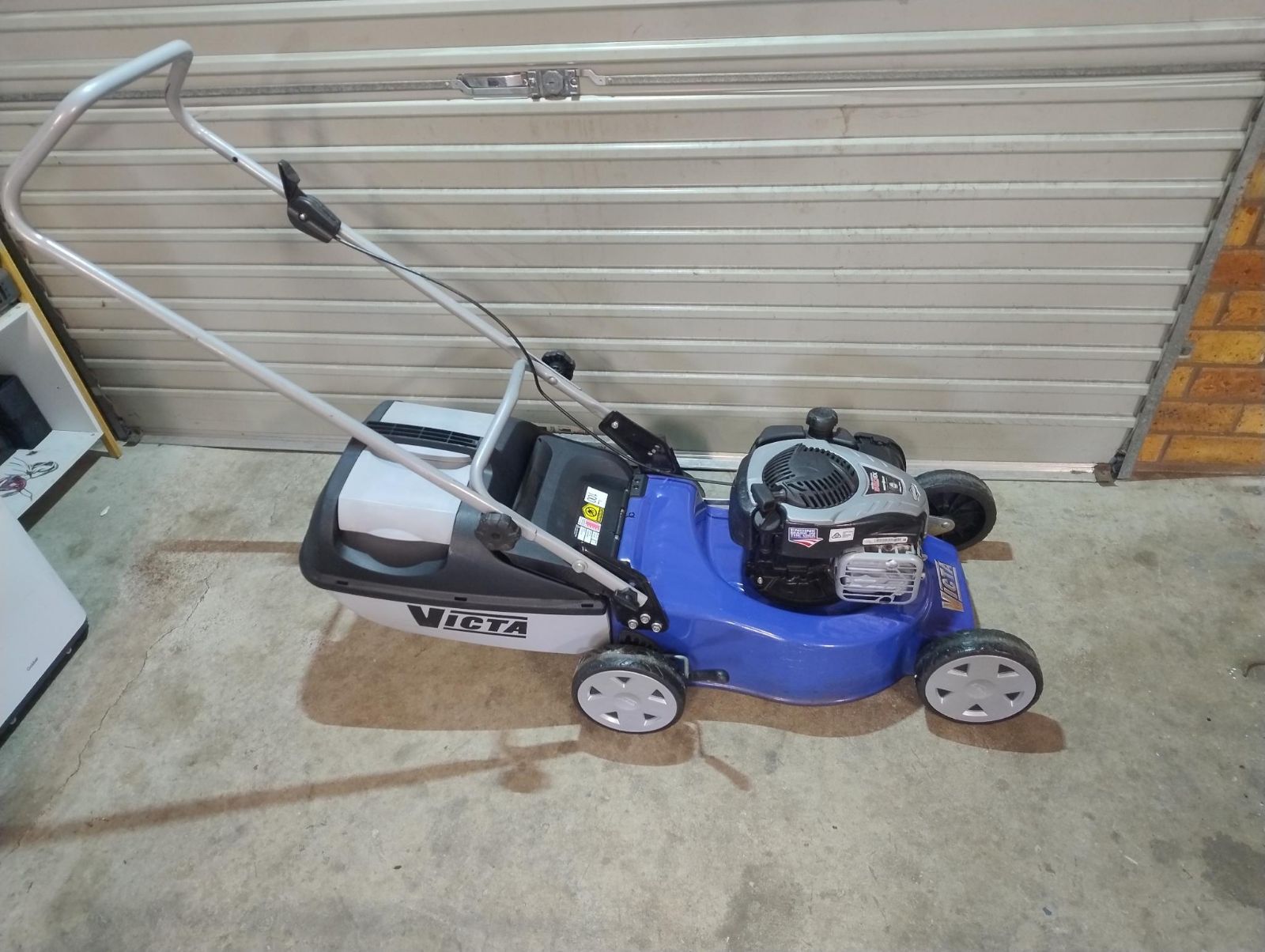 Victa 4-Stroke Lawn Mower Briggs Stratton 550 Ex Series 140cc