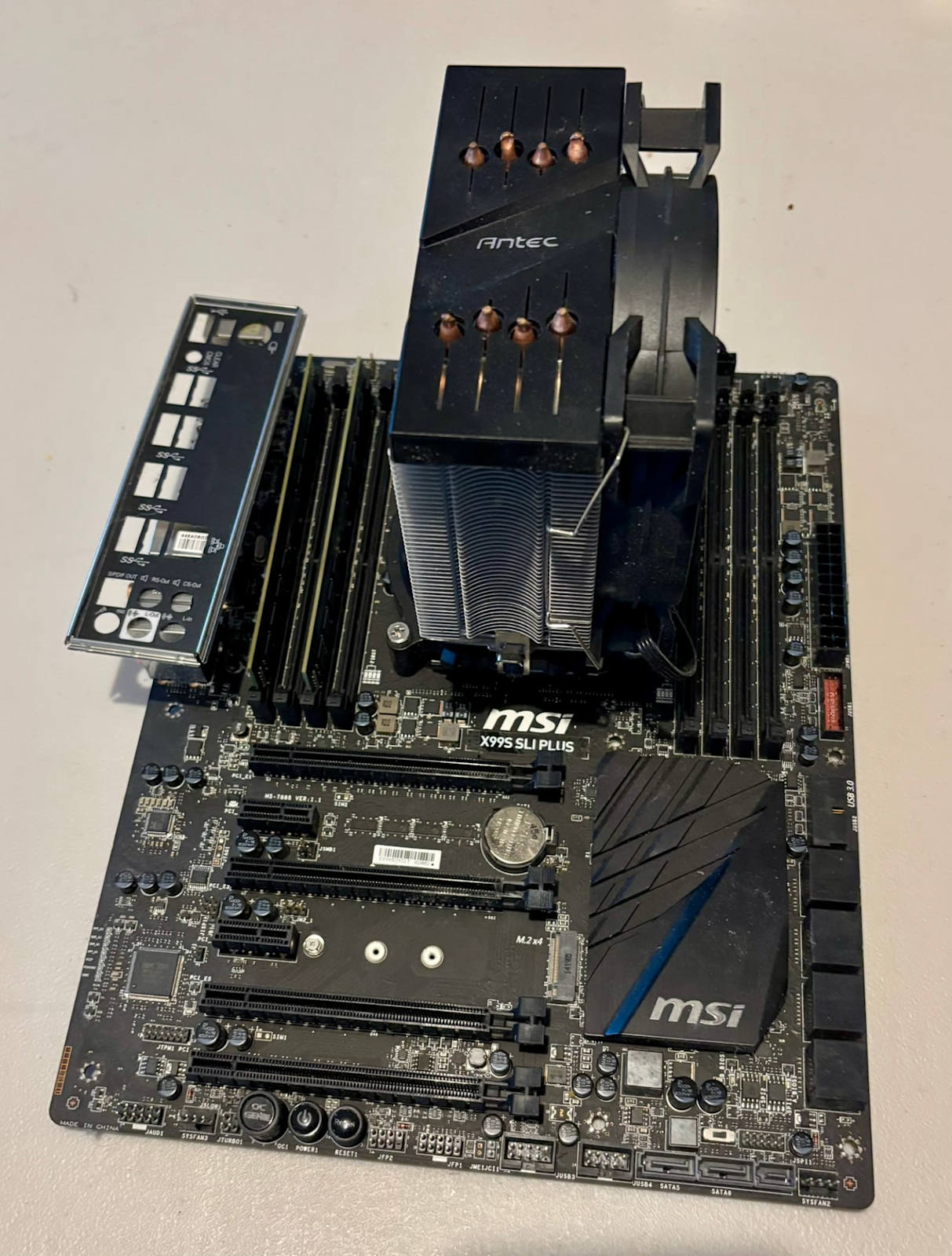 CPU MSI X99S SLI PLUS + xeon e5 2660 v3 MSI X99S SLI Plus Overview, Board Features - The Intel