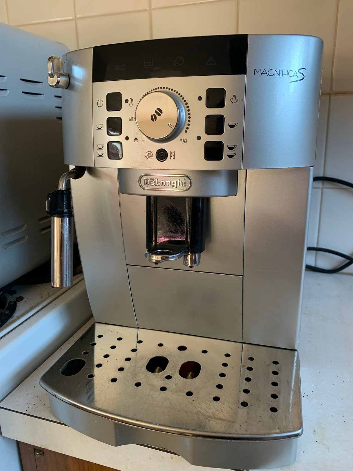 Delonghi Coffee Machine Gumtree Semi Automatic Modern Espresso