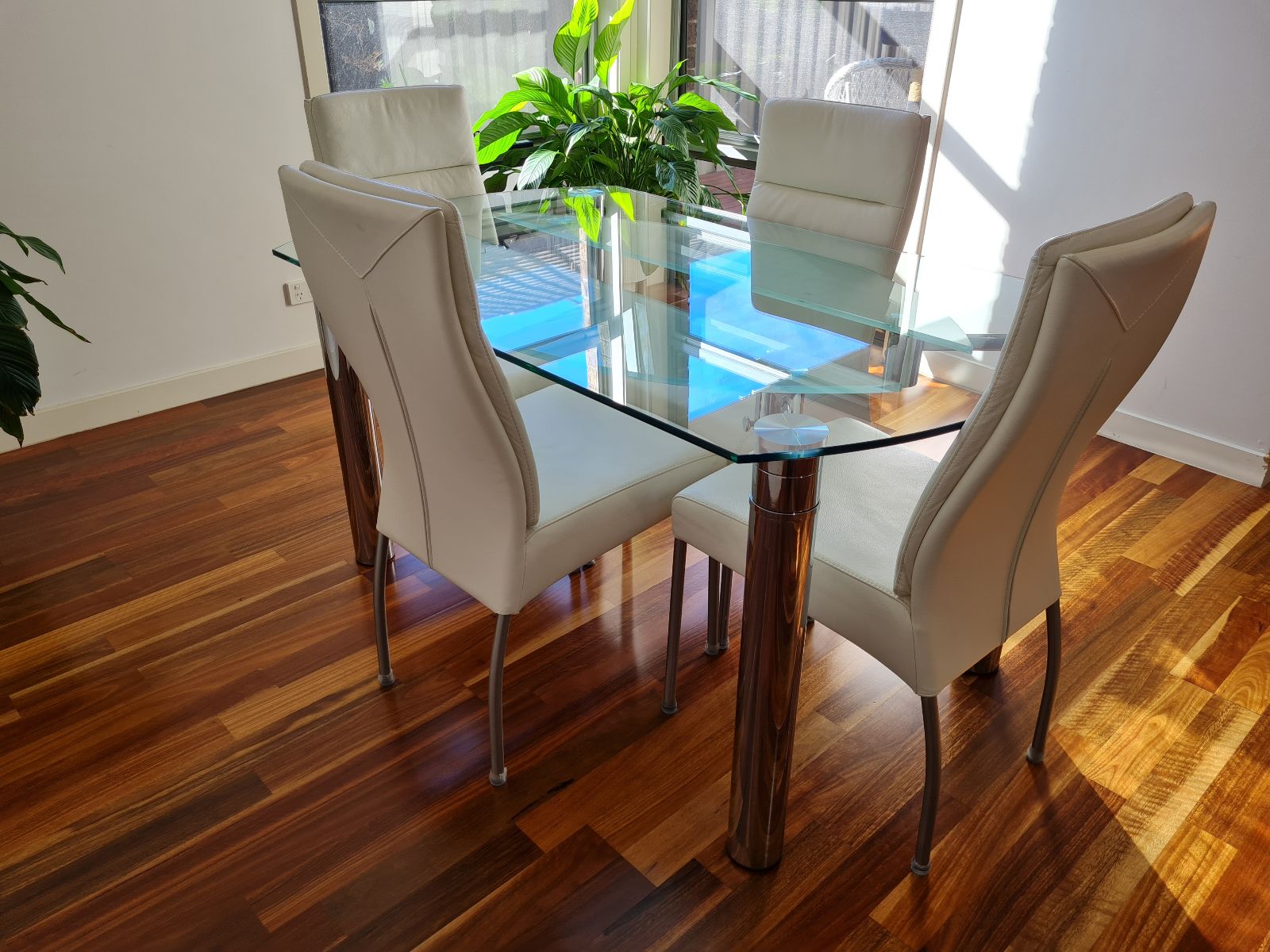 Dining Table Glass Top White Leather Gumtree