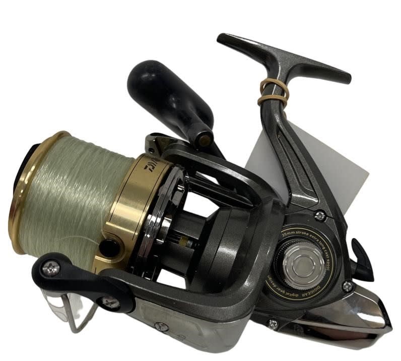 Daiwa Crosscast 6000 Silver Fishing Reel - Fishing in