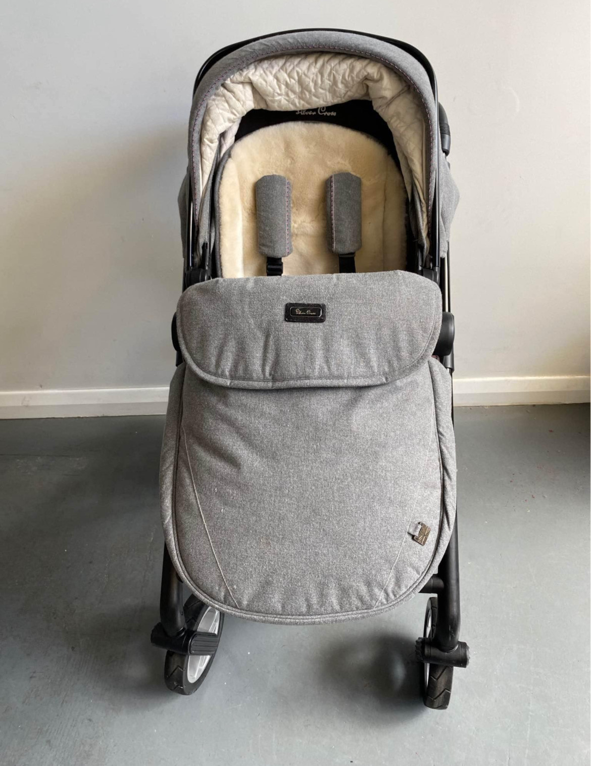 Gumtree Prams Adelaide Silvercross Eton Pram With Basinette Rrp
