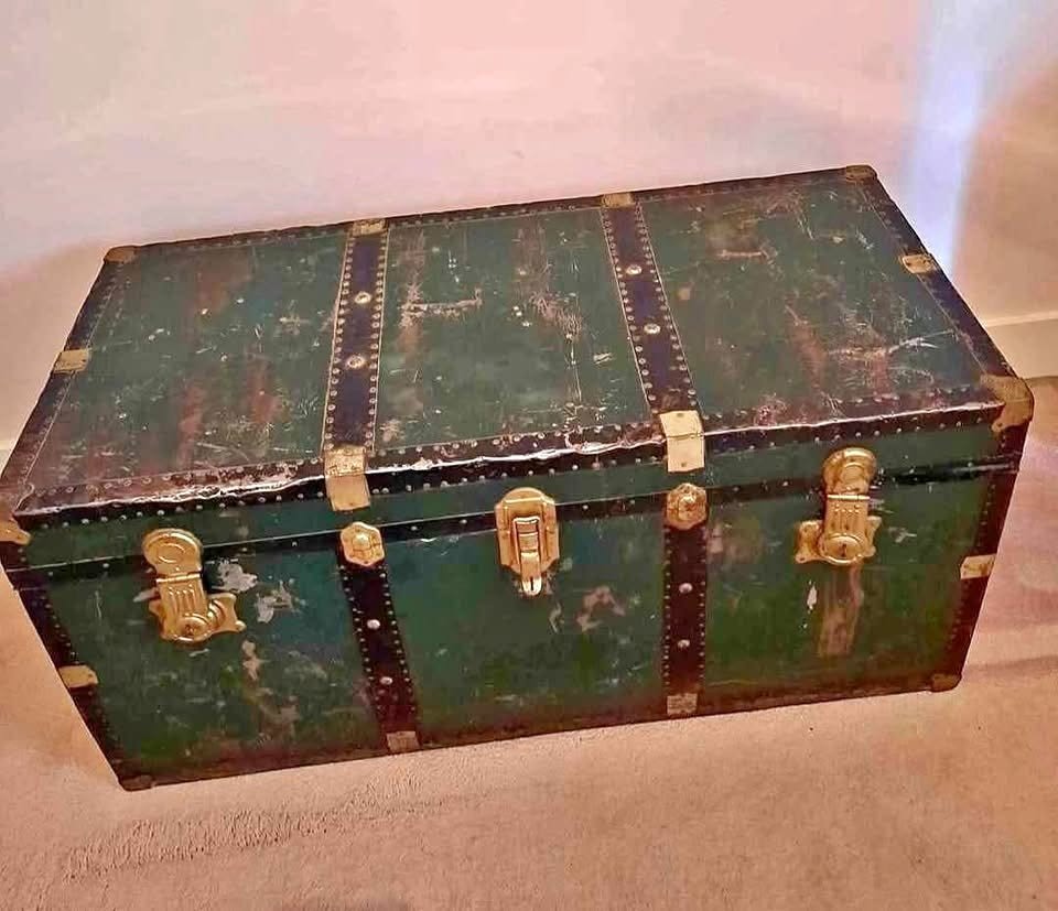 VINTAGE TRUNK (Delivery Available) Gumtree Australia Gumtree