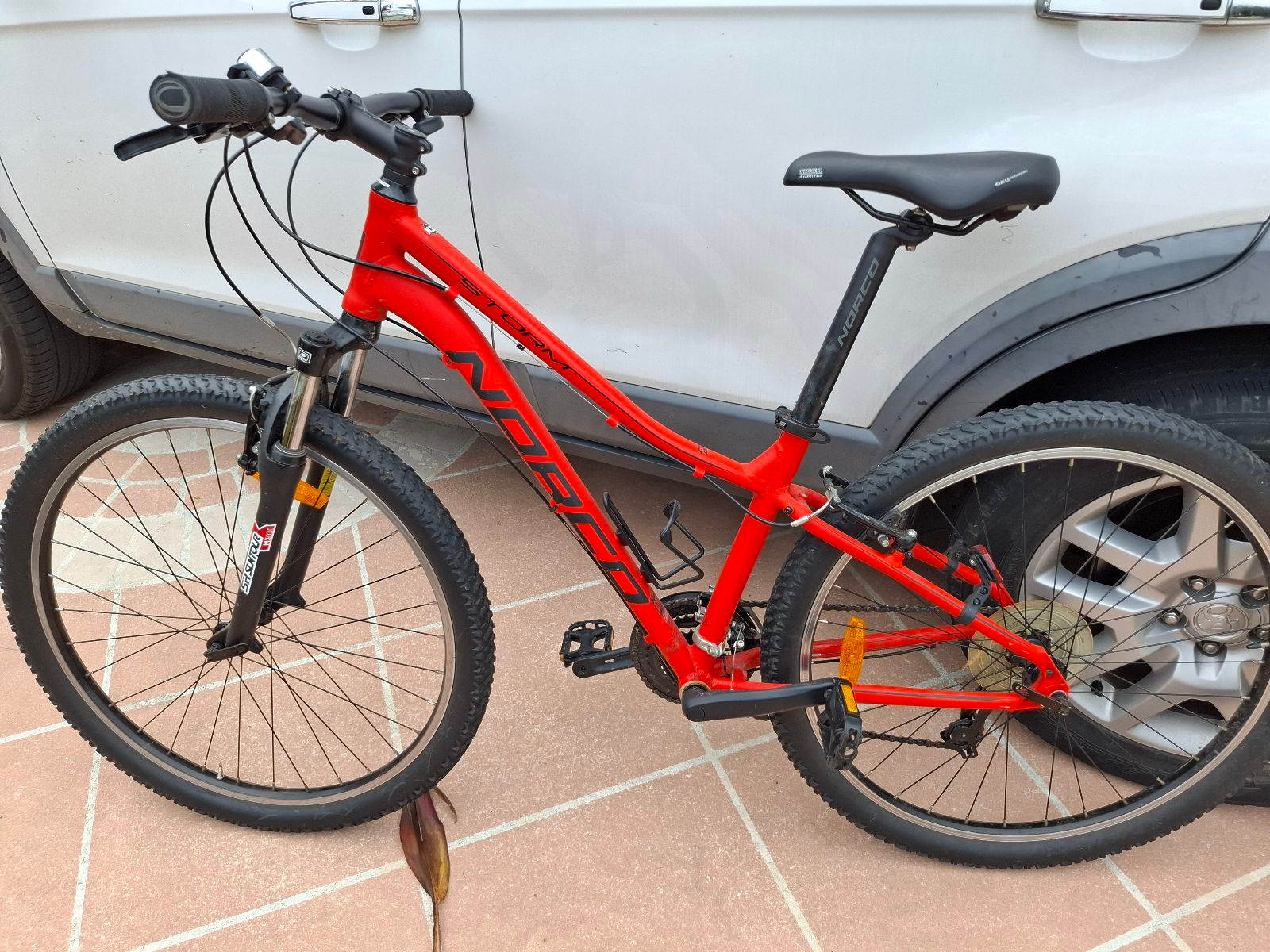 Red Norco Bike 24 Norco 24 Mountain Bike Near New Women's