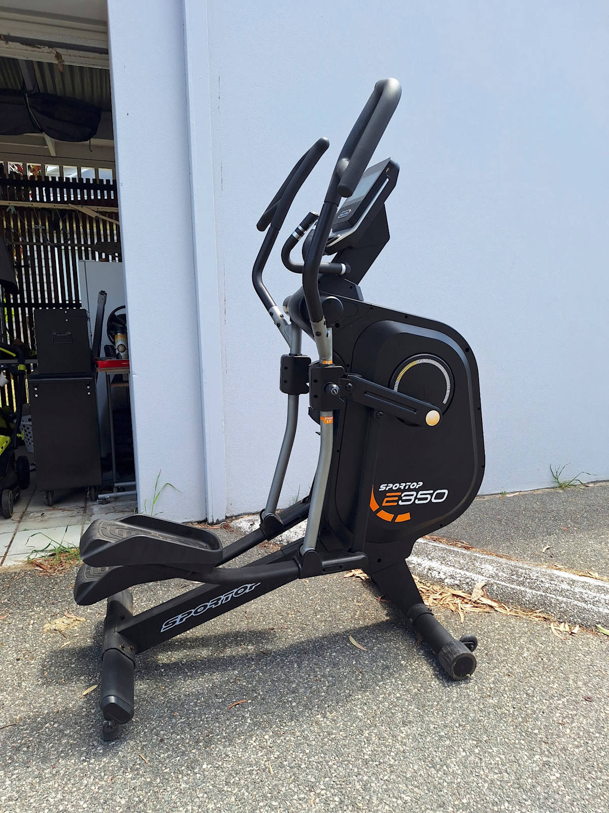 Sportop E350 Manual Stride Elliptical Gym Fitness in Mount