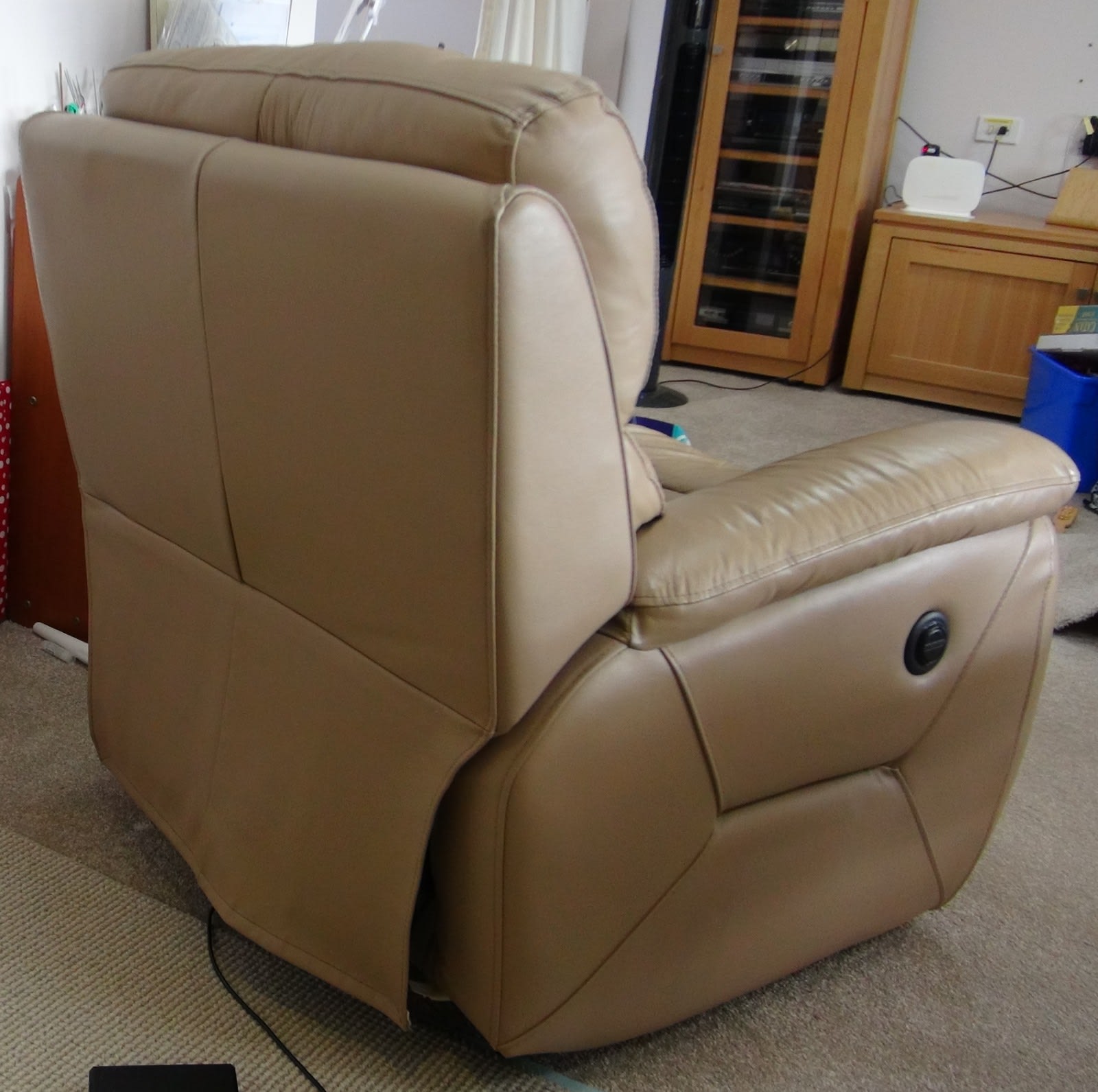 Recliner Chairs Nick Scali Nick Scali Leather Reclining Seat Sofa