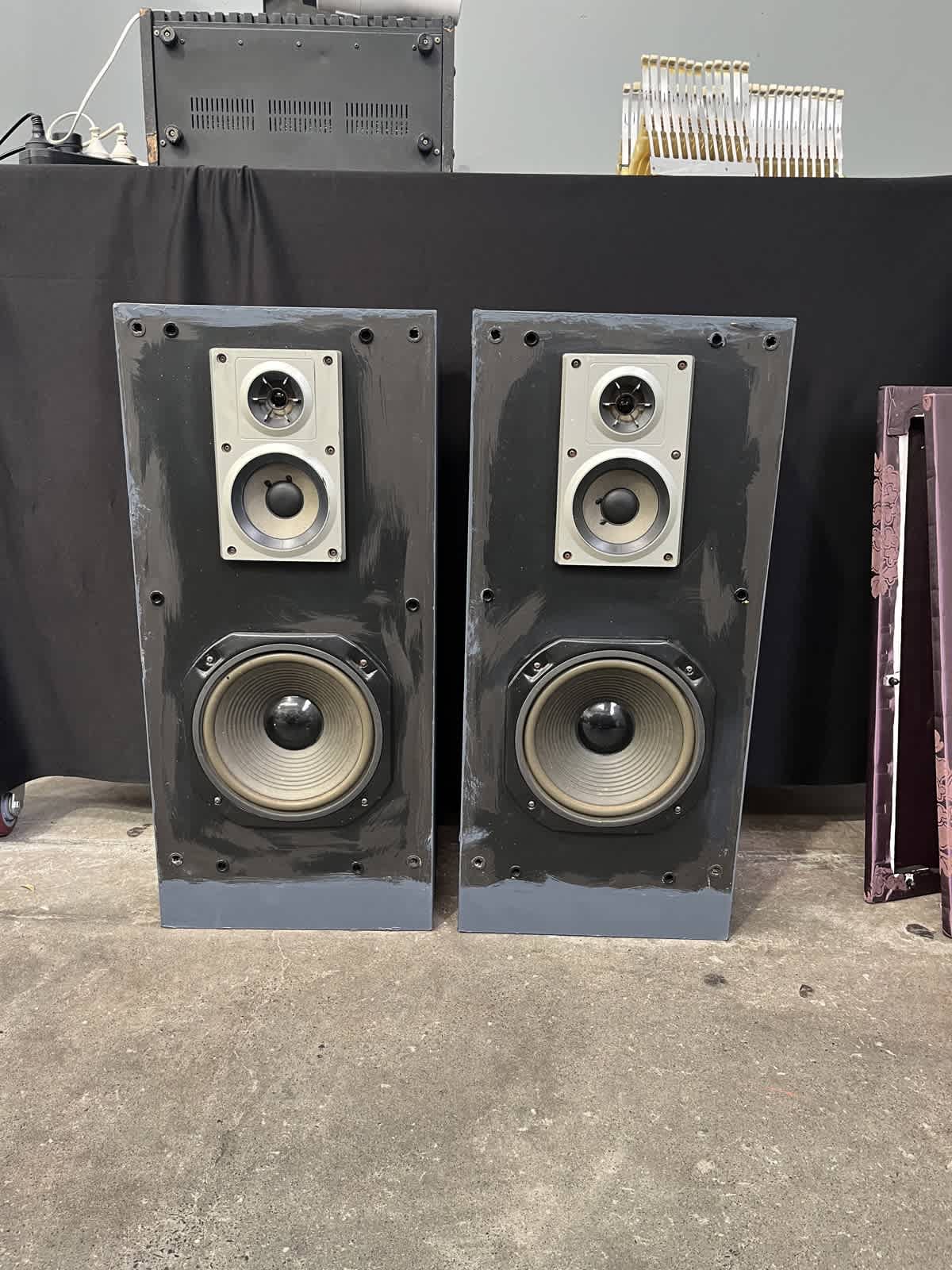 Glasgow Gumtree Hifi Speakers Vintage B&W DM10 Made In England - Main Image