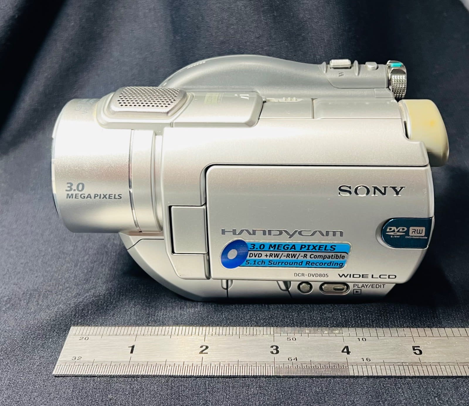 SONY DCR-DVD805 120x Zoom Digital Video Camera