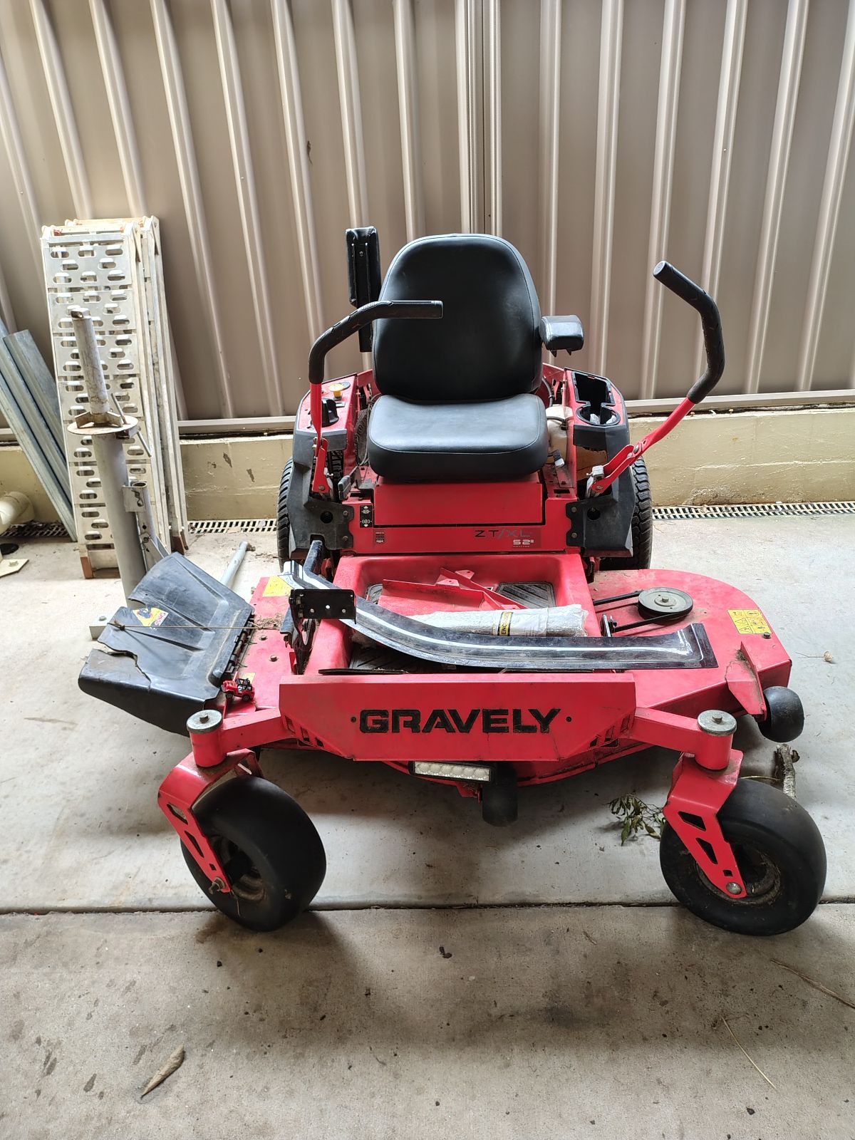 Old Gravely Mower Old Gravely Lawn Tractor Gravely ZT XL 48