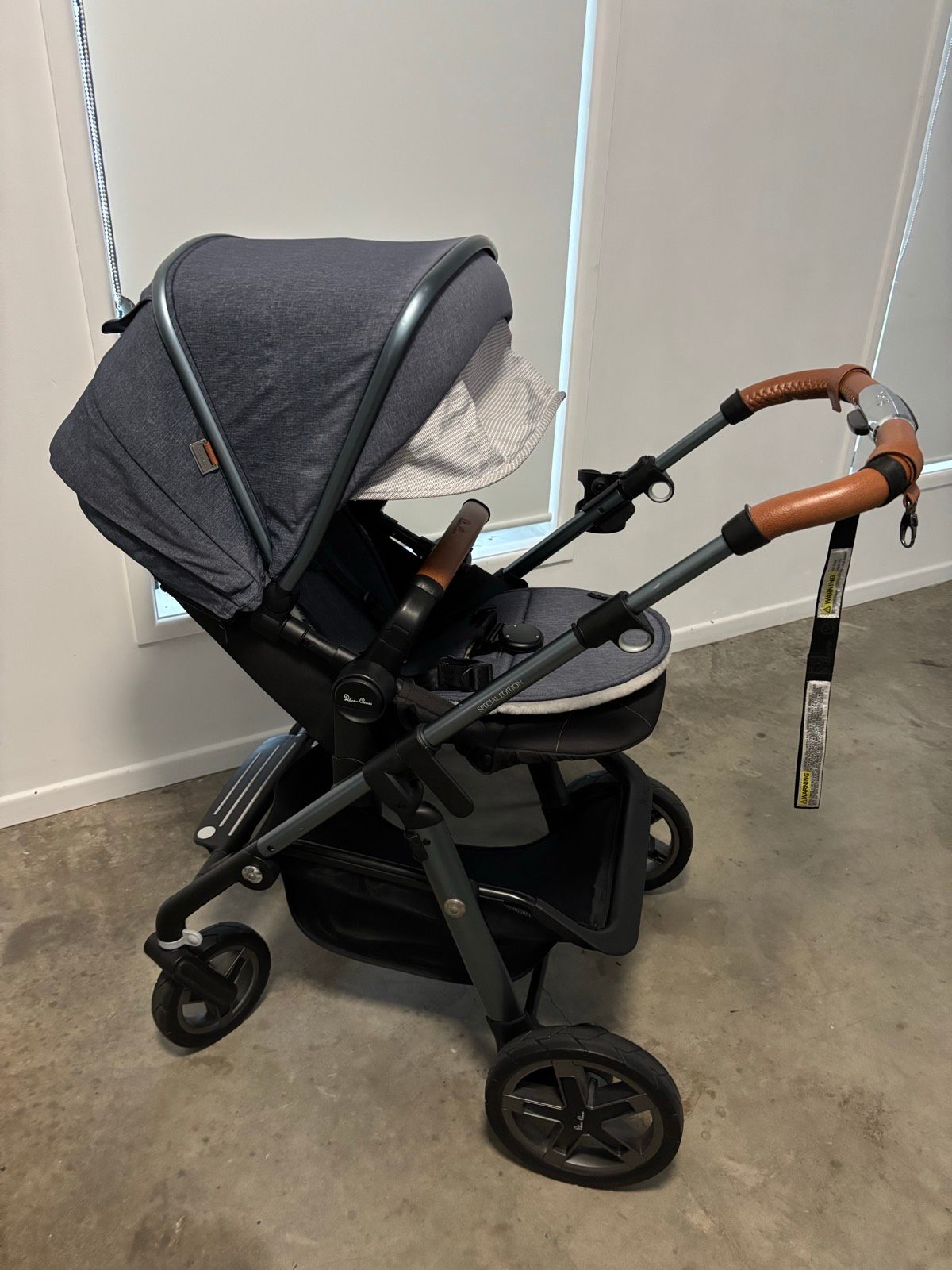 Silver Cross Pioneer 2019 Silver Cross Pioneer 2019 Top