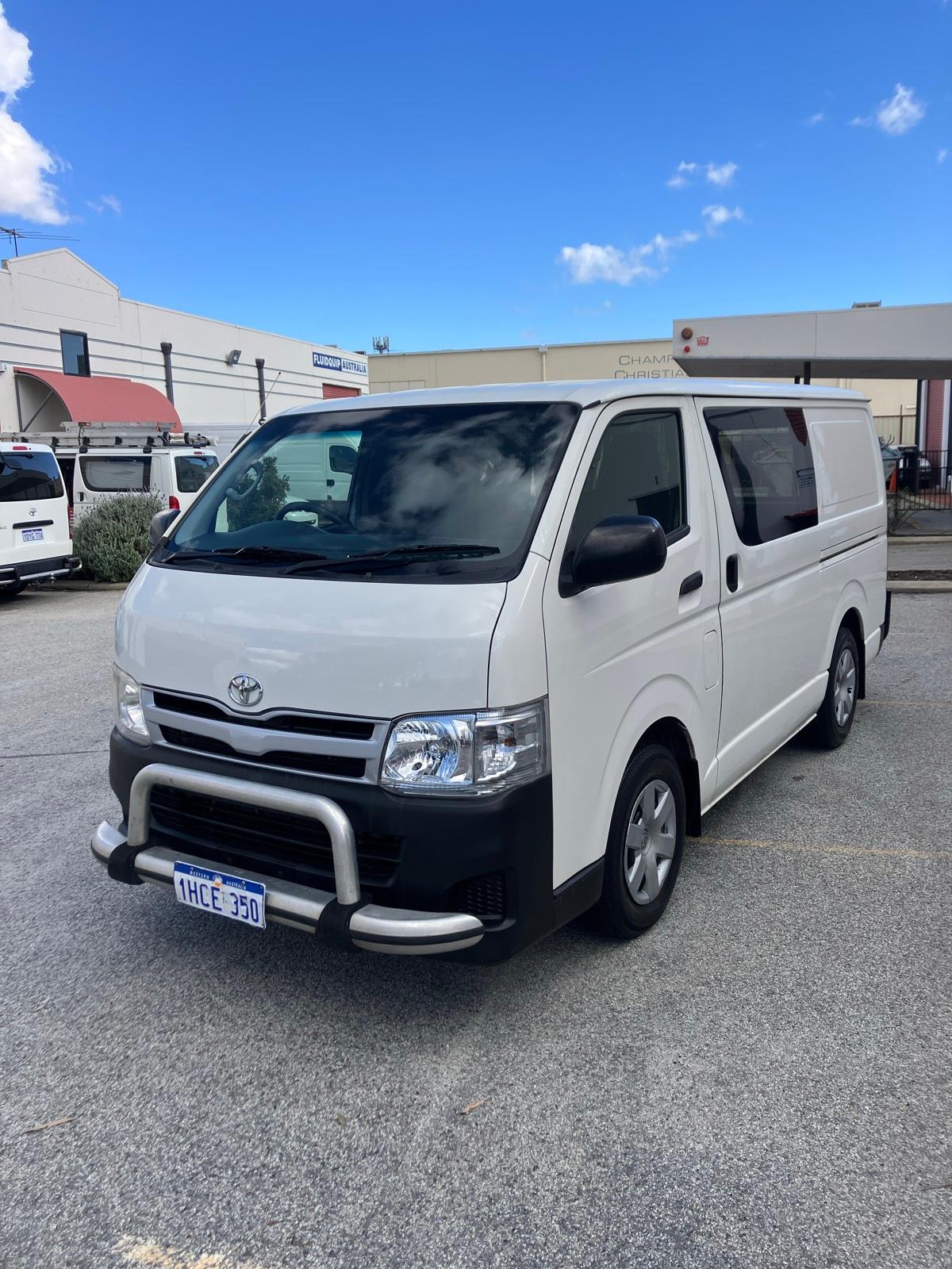 Minivan White Van Toyota Toyota Hiace Used Vans For Sale Perth