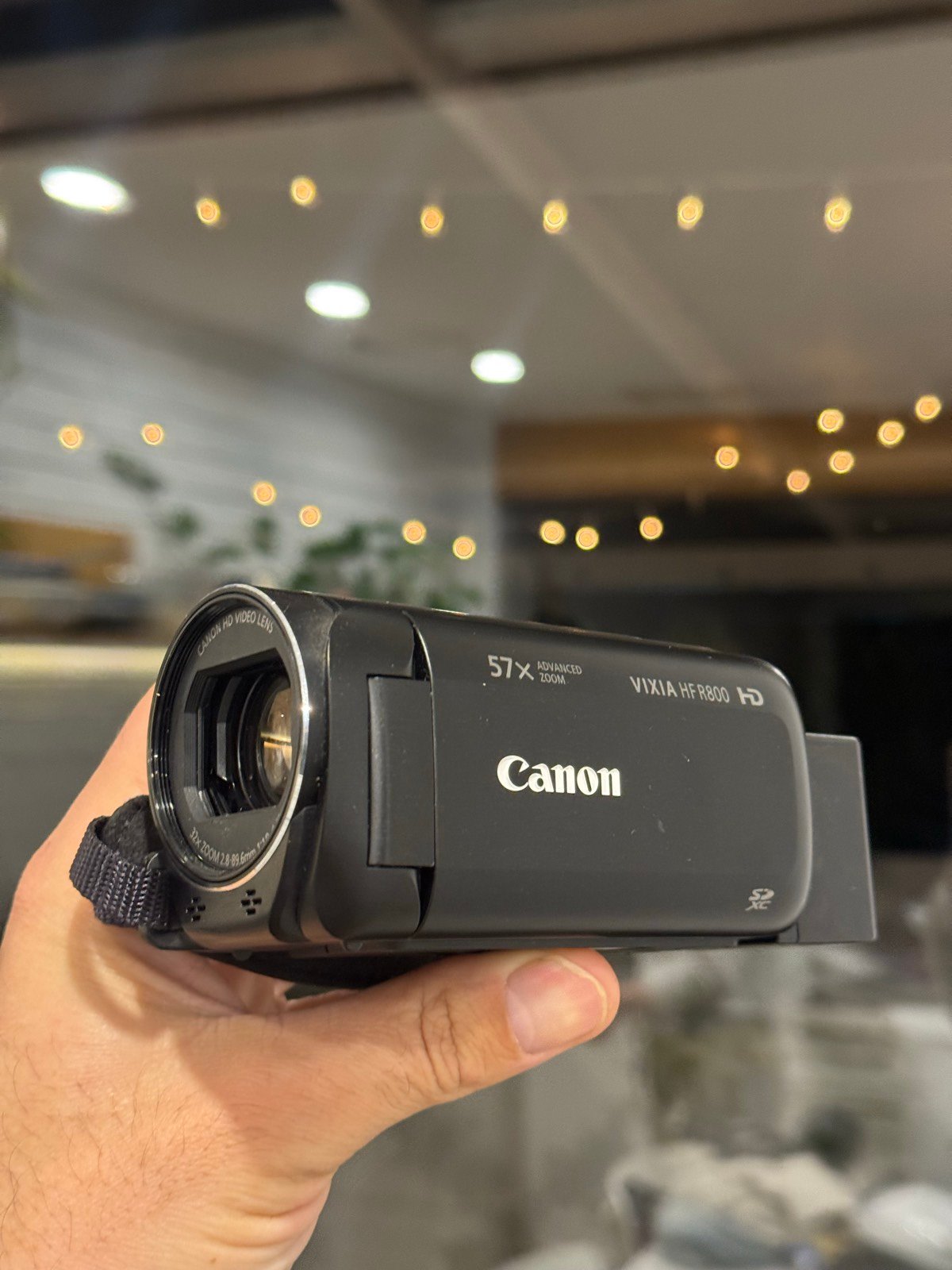 Canon VIXIA HF R800 HD Camcorder – 32x Optical Zoom – Black