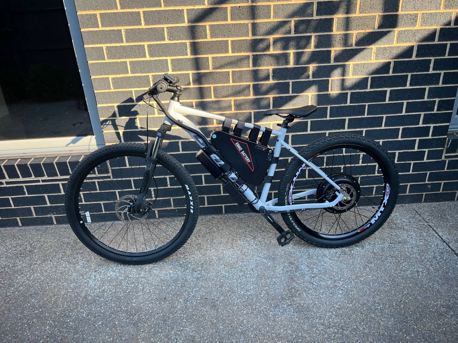 Cadetaf Specialized Mountain Bike Dealers Downhill Bike Mountain