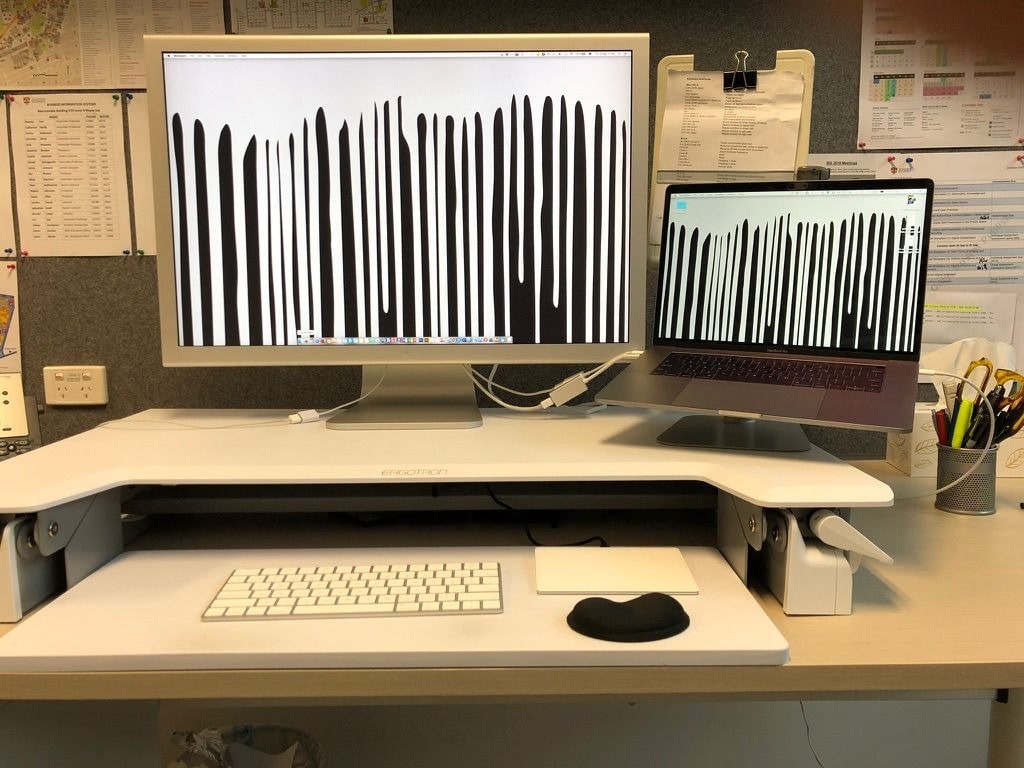 Apple Cinema HD Display 30インチ Cinema HD Display 30 シルバー 通販 -Macパラダイス-